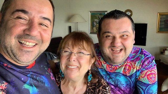 Ata Demirer’den annesine doğum günü mesajı