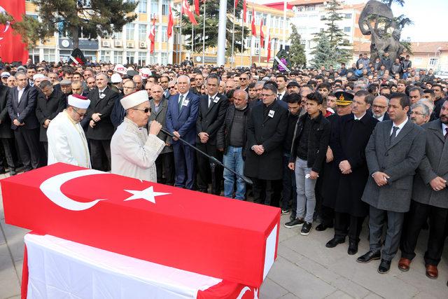 Şehit uzman onbaşı, Tokat'ta son yolculuğa uğurladı