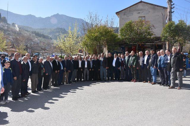 Başkan Çelik Tabane’nin ileri gelenleriyle kentsel dönüşümü konuştu