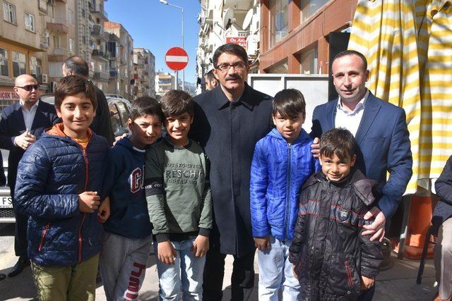 Başkan Çelik Tabane’nin ileri gelenleriyle kentsel dönüşümü konuştu