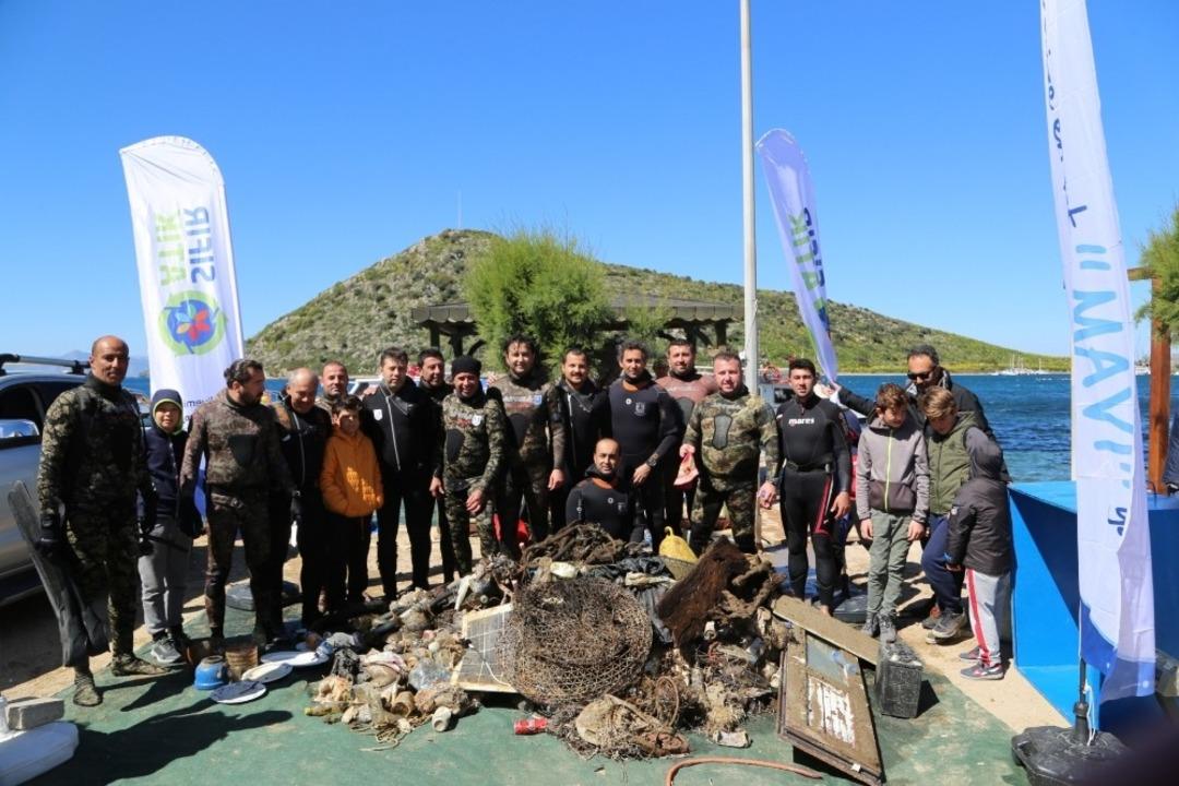 Deniz dibi temizliğinden &ccedil;ıkan atıklar şok etti