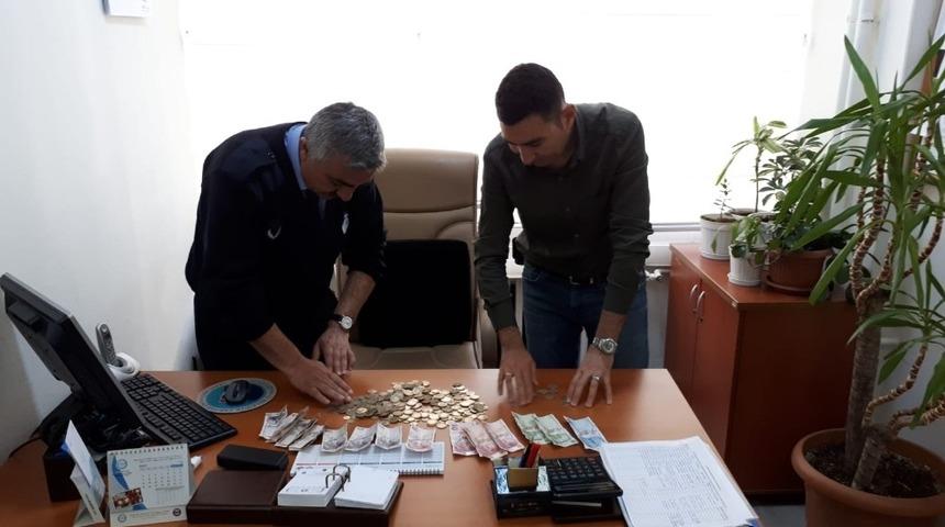 Zabıta, dilencilere g&ouml;z a&ccedil;tırmıyor