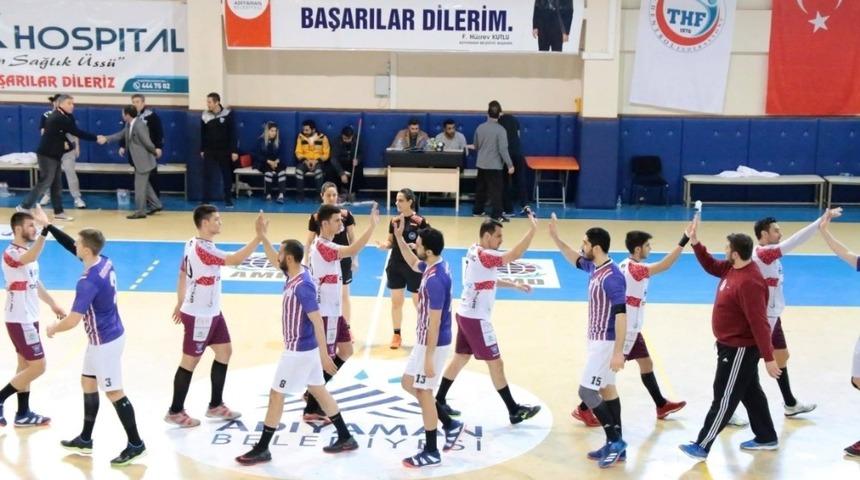 Adıyaman Belediyespor: 27- Selka Eskişehir: 20