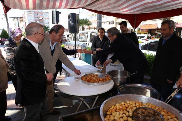 Nazilli’de Muhsin Yazıcıoğlu için lokma hayrı düzenlendi