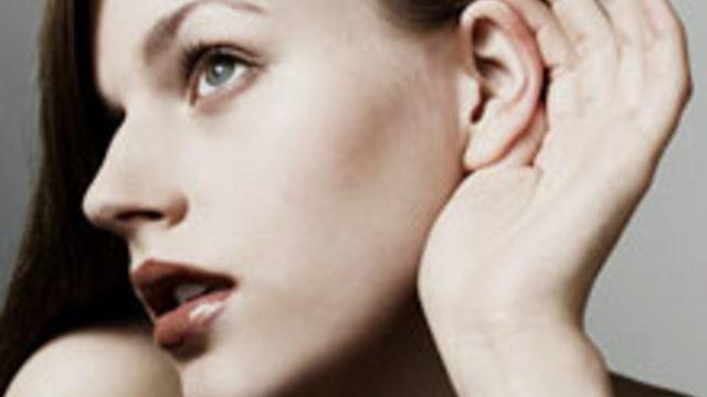 Kepçe Kulaklarım Var Mutsuzum…