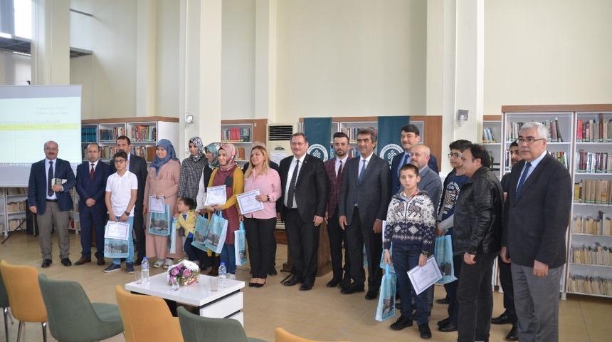 Kitap kurtları ödüllendirildi