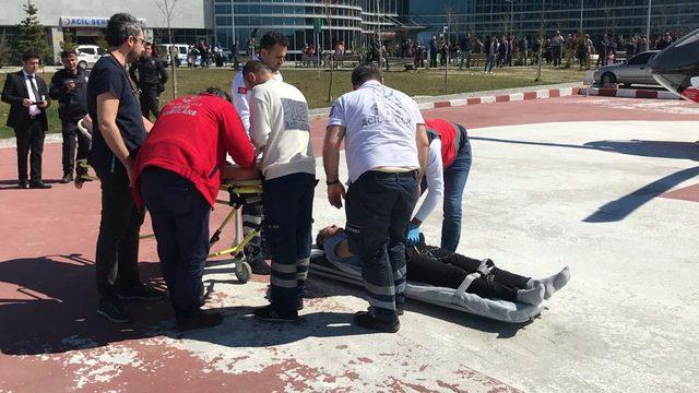 Soma Devlet Hastanesi helikopter pistinden ilk hasta sevki