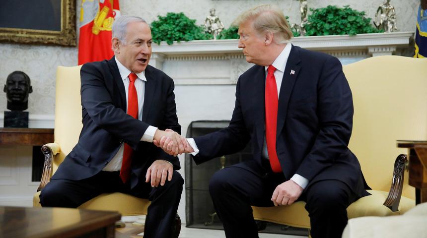 Trump resmen imzaladı! Dünyadan tepki yağıyor