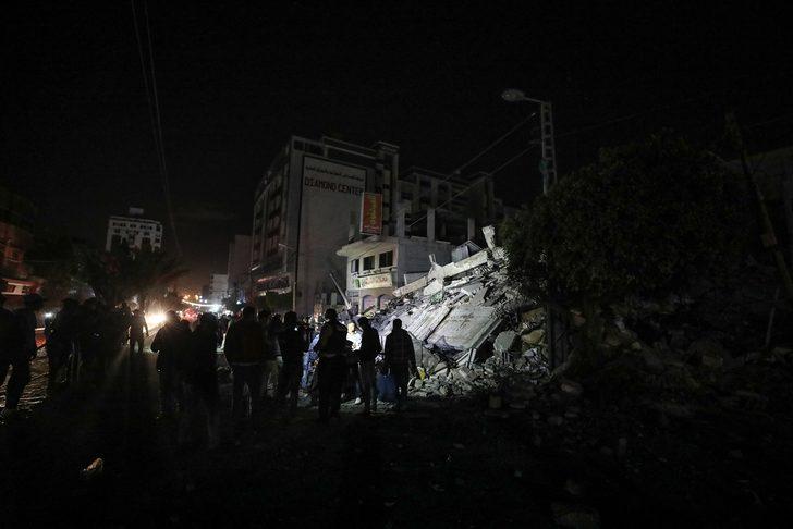 İsrail, Gazze'yi vurdu! Korkunç görüntüler G4