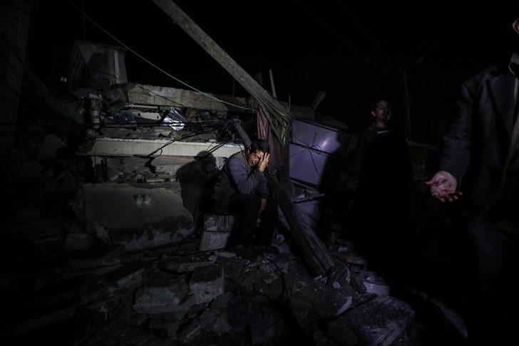 İsrail, Gazze'yi vurdu! Korkunç görüntüler G5