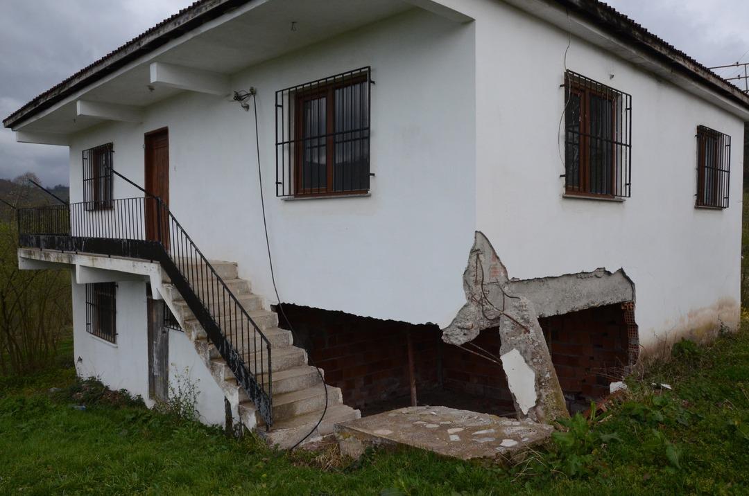 Ordu'da korkutan olay: 'Evin bazen yerinden oynadığını g&ouml;rd&uuml;k' 