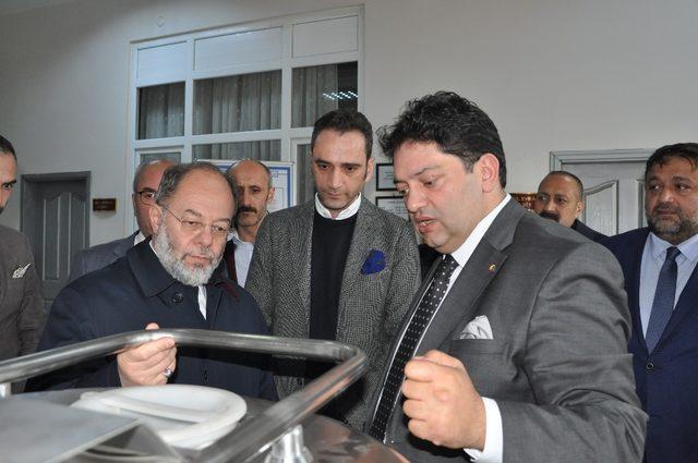 Akdağ&rsquo;dan, ETB Başkanı Hakan Oral&rsquo;a ziyaret 2