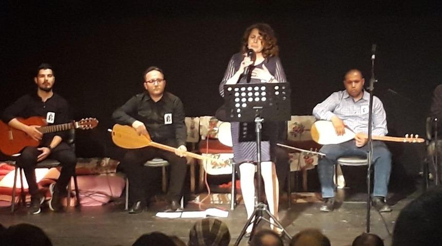 Aydın&rsquo;da g&ouml;rme engelliler Aşık Veysel&rsquo;i andı