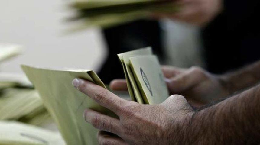 1 Nisan 2019'da okullar tatil mi? Pazartesi günü resmi tatil olacak mı? 