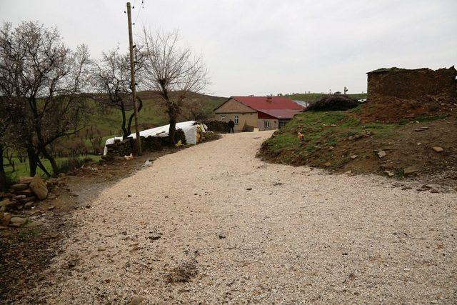 Lice belediyesi çalışmalarına ara vermeden devam ediyor