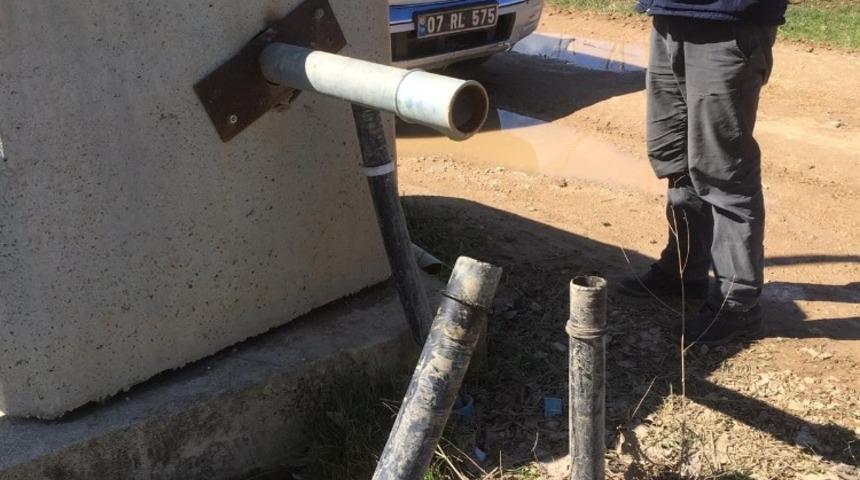 Vana hırsızları çiftçiyi bezdirdi