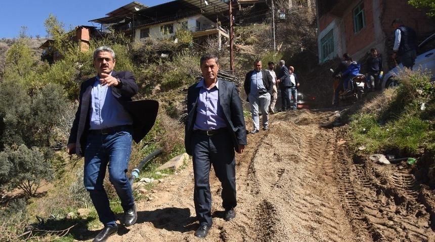 Nazilli Belediyesi, Bekirler’de yolları yeniledi