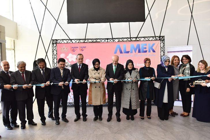 Kadın kursiyerlerin gurur sergisi G2