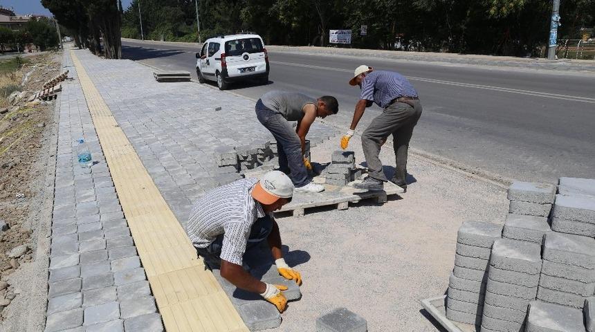 Burhaniye engelleri aşıyor
