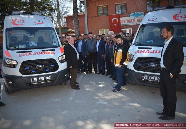 Seyitgazi’ye son teknoloji ile donatılmış ambulans