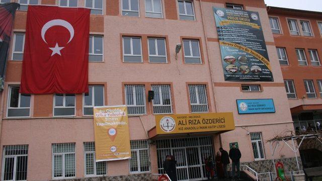 Umre ödüllü yarışmaya büyük ilgi