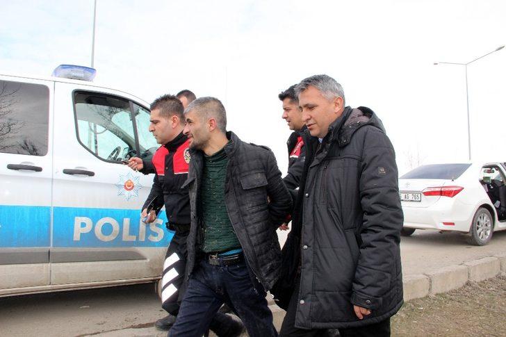 Çocuklarının gözü önünde yaptı!  Vahşet G2