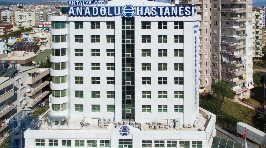 &Uuml;rd&uuml;nl&uuml; hasta &rsquo;ağrı pili&rsquo; uygulaması ile sağlığına kavuştu