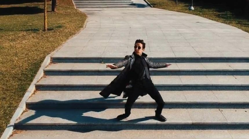 Ataşehirli gençlerden ilginç seçim skeci