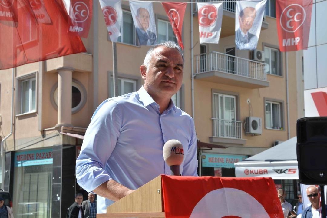 Bakan Ersoy&rsquo;dan Muğla&rsquo;ya golf sahaları m&uuml;jdesi