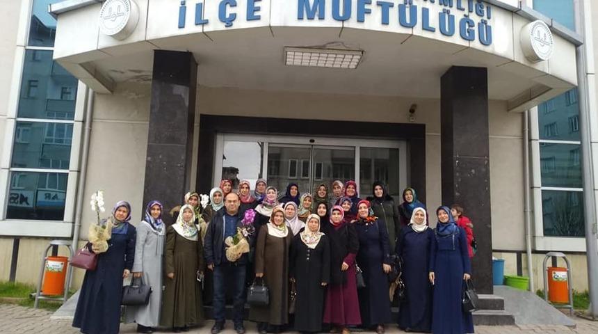 Bayan eğiticilere bilişsel gelişim semineri