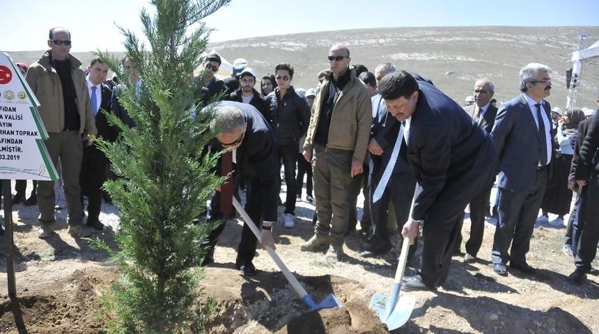 S&Uuml;&rsquo;de &ldquo;Orman Haftası ve Ağa&ccedil; Bayramı&rdquo; kutlandı