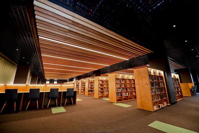 Beylikd&uuml;z&uuml; Belediyesi il&ccedil;eyi k&uuml;t&uuml;phane ile donattı 2