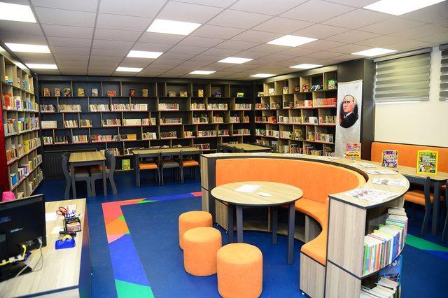 Beylikd&uuml;z&uuml; Belediyesi il&ccedil;eyi k&uuml;t&uuml;phane ile donattı 4