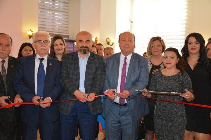 Ebru sanatı kursiyerleri hünerlerini sergiledi G1