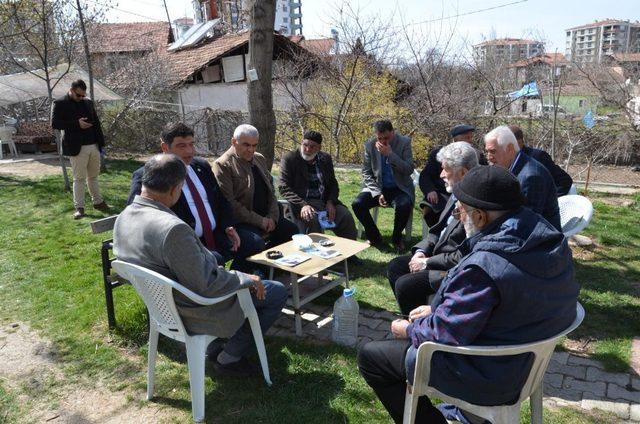 Cem Parlak, seçim çalışmalarına devam ediyor