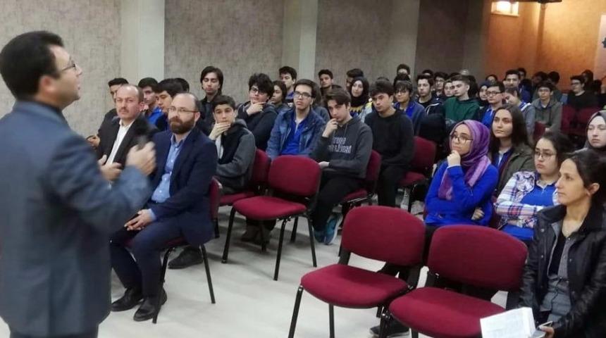 &Uuml;niversite adaylarına Ga&uuml;n Hukuk Fak&uuml;ltesi tanıtıldı