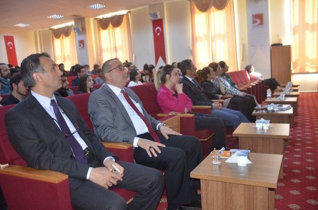 Bilecik’te “İnönü Muharebelerinin Basına Yansımaları” konferansı verildi