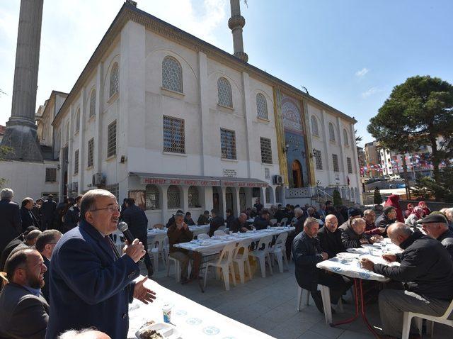 Mehmet Akif Ersoy Camisi’ne yakışır çevre düzenlemesi tamamlandı