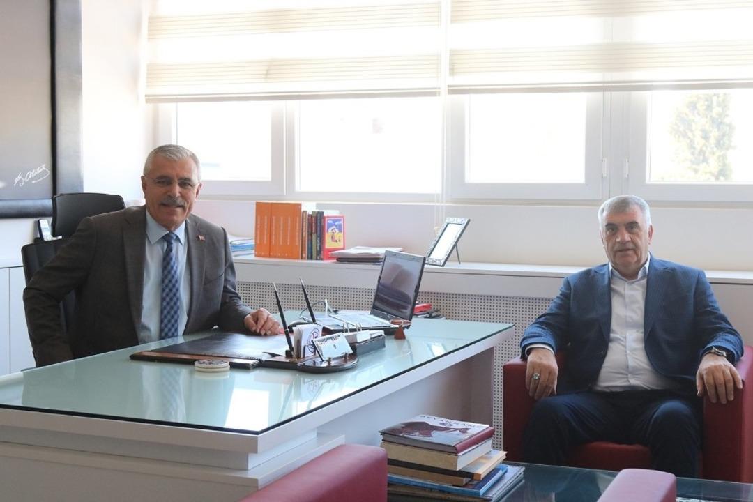 Başkan To&ccedil;oğlu: &ldquo;D&uuml;zg&uuml;n ve d&uuml;r&uuml;st olmayı ilke edinin&rdquo;