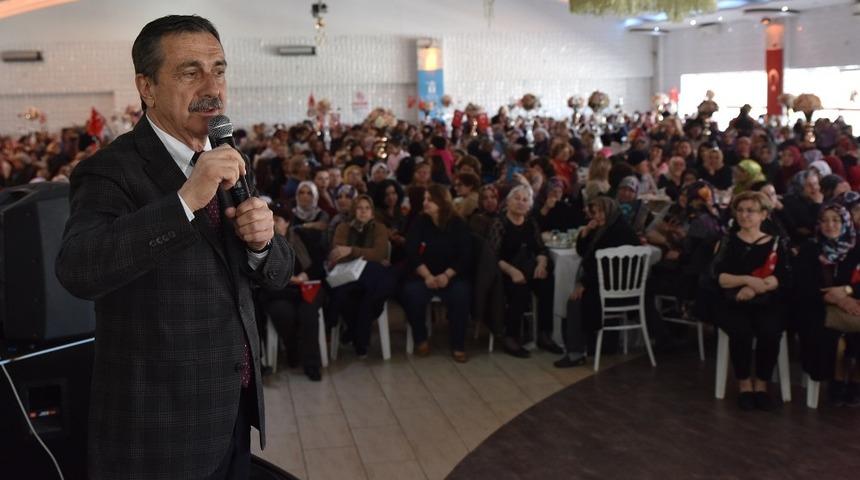 Ahmet Ata&ccedil;&rsquo;a sevgi seli