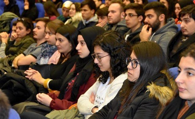 Prof. Dr. Fuat Sezgin konferansla anıldı