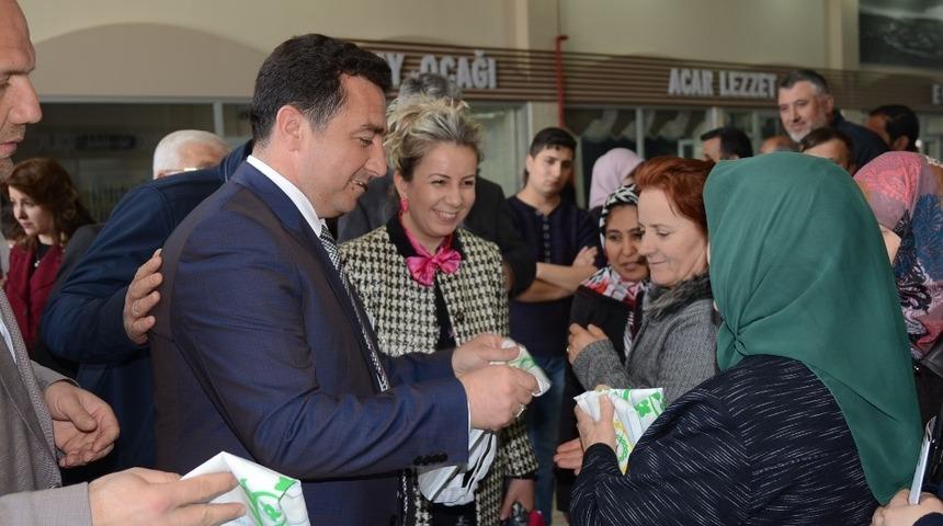 Boz&uuml;y&uuml;k Belediyesi&rsquo;nden &ouml;rnek proje "&Ccedil;&ouml;pe değil, kapalı pazara"