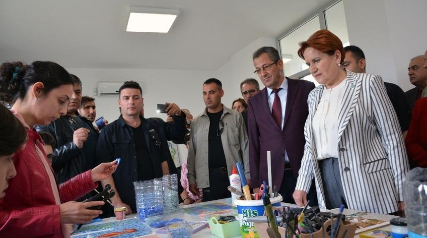 Meral Akşener&rsquo;den Mehmet Tosun&rsquo;a tam testek