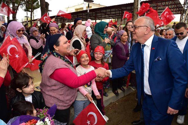 Cengiz Ergün’e Sarıgöl’de yoğun ilgi