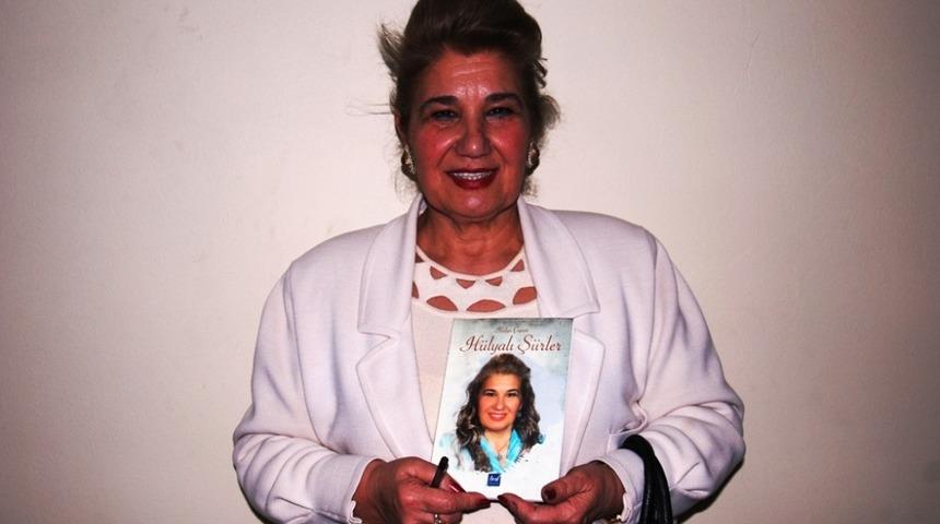 H&uuml;lya &Ccedil;apar&rsquo;dan "H&uuml;lyalı Şiirler"
