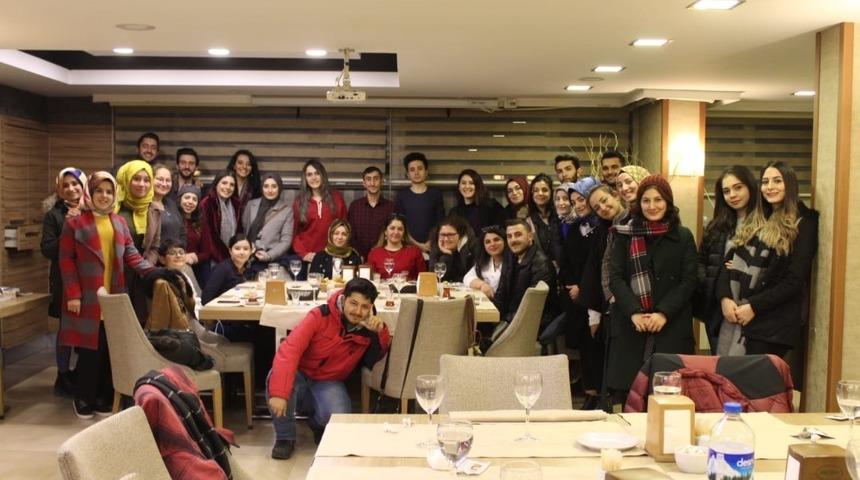 İletişim Fak&uuml;ltesinden, komite ekibine teşekk&uuml;r yemeği