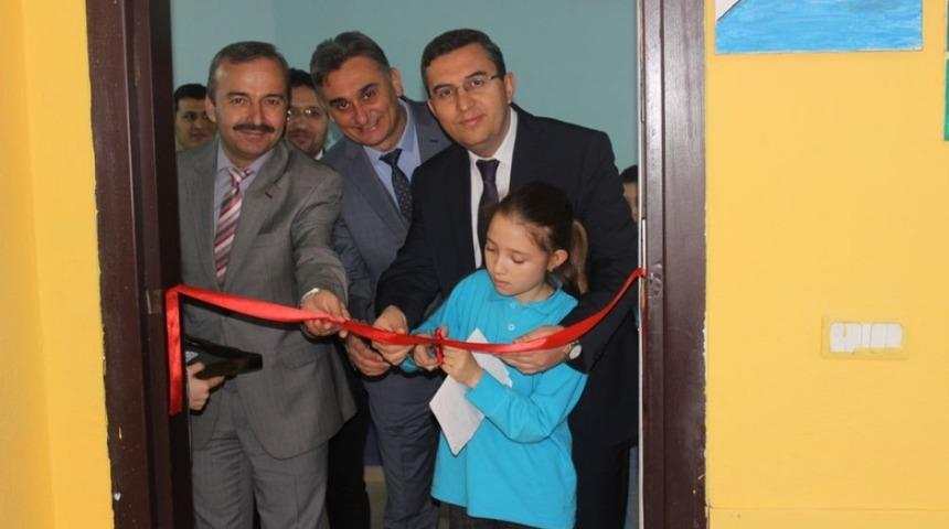 Karapınar Abdullah G&uuml;pg&uuml;poğlu Ortaokulu&rsquo;nda sanat at&ouml;lyesi a&ccedil;ıldı