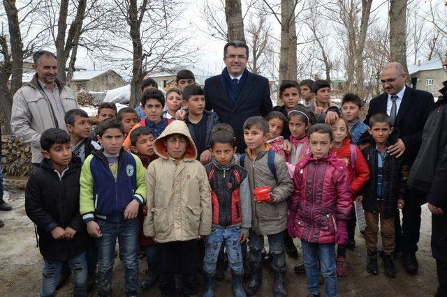 Vali Memiş seçim güvenlik toplantılarını sürdürüyor