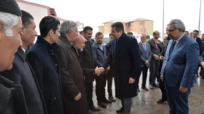 Vali Memiş se&ccedil;im g&uuml;venlik toplantılarını s&uuml;rd&uuml;r&uuml;yor