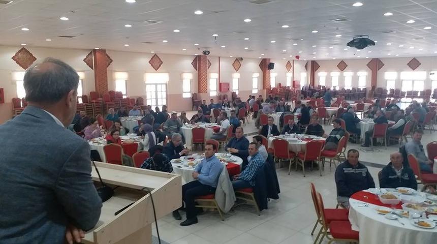 Başkan &Ouml;zkan, belediye &ccedil;alışanlarıyla veda yemeğinde buluştu